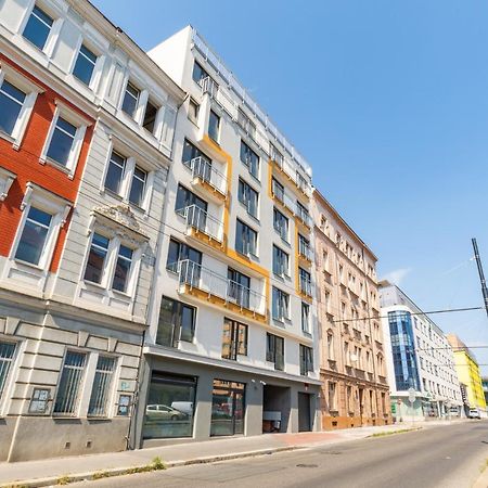 Brand New One Bedroom Apartment #54 In Brand New Building With Free Parking Prag Exteriör bild
