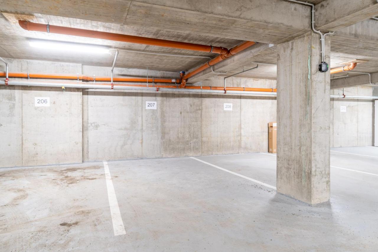 Brand New One Bedroom Apartment #54 In Brand New Building With Free Parking Prag Exteriör bild